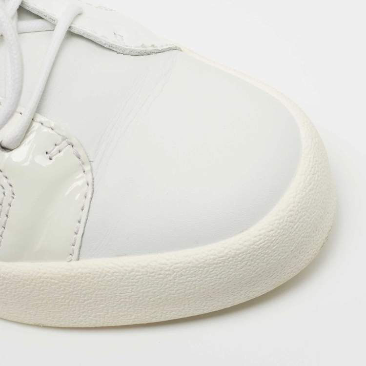 مملوكة مسبقًا Giuseppe Zanotti White Leather and Patent High Top Sneakers Size 40.5
