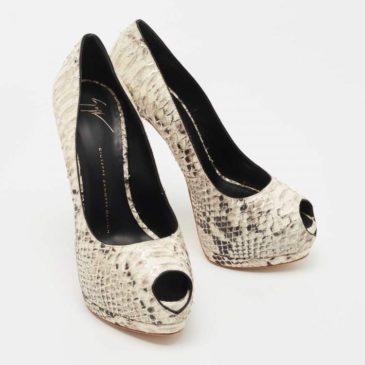 Pre Owned Giuseppe Zanotti Cream/Black Python Embossed Leather Sharon Peep Toe Platform Pumps Size 39