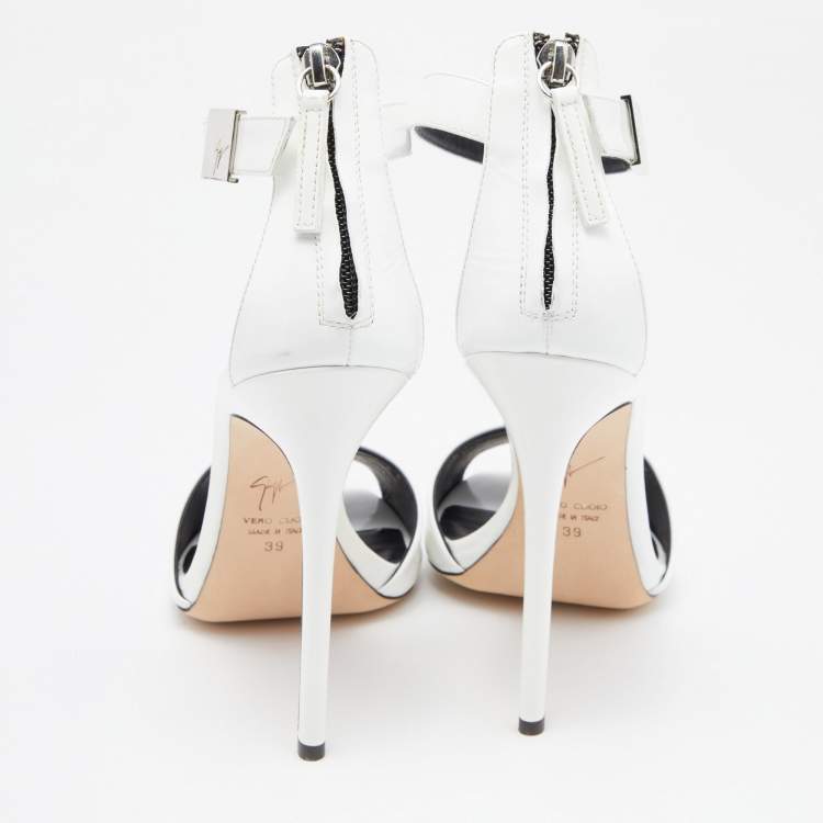 Pre Owned Giuseppe Zanotti White Patent Leather Peep Toe Ankle Strap Sandals Size  39