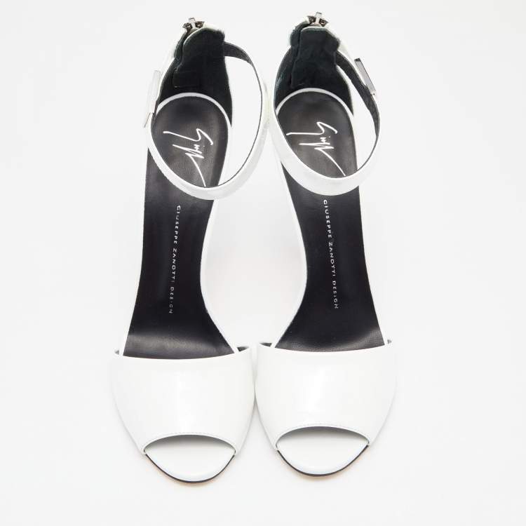 Pre Owned Giuseppe Zanotti White Patent Leather Peep Toe Ankle Strap Sandals Size  39