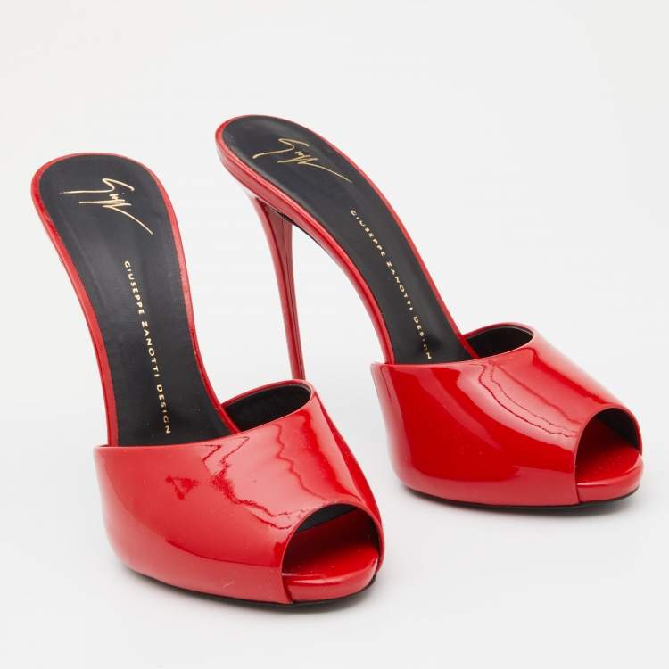 Pre Owned Giuseppe Zanotti Red Patent Leather Slide Sandals Size 40
