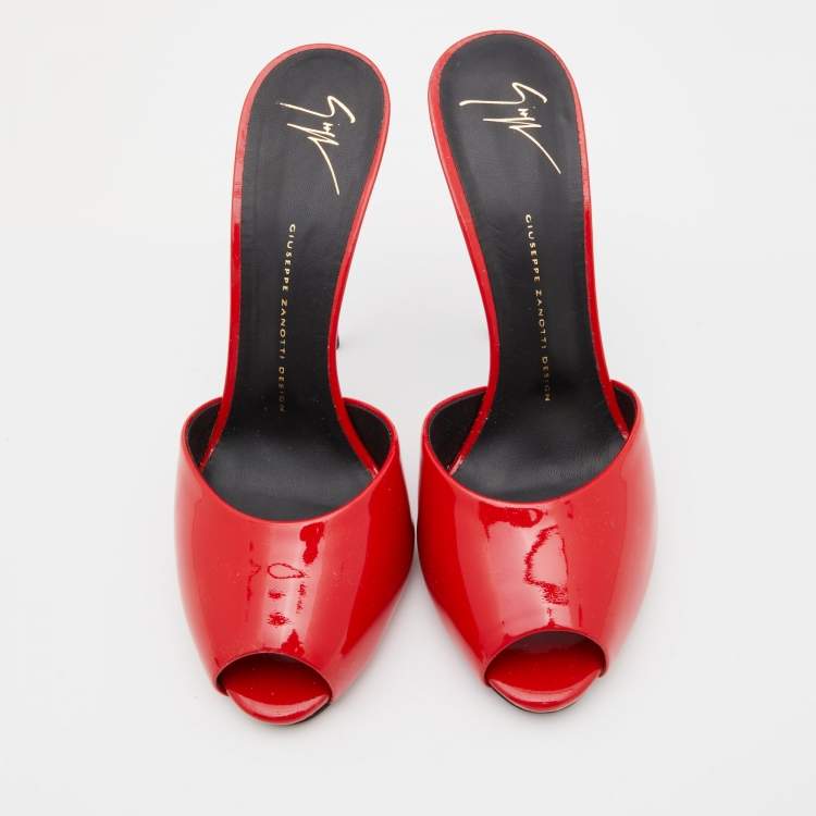 Pre Owned Giuseppe Zanotti Red Patent Leather Slide Sandals Size 40