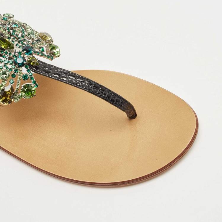 مملوكة مسبقًا Giuseppe Zanotti Black Textured Leather Crystal Embellished Thong Flat Sandals Size 41