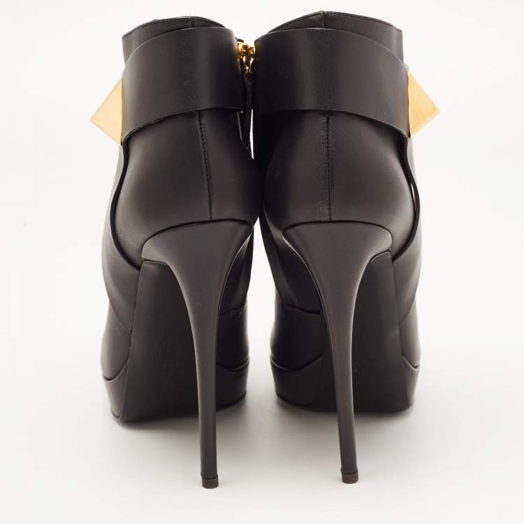 Pre Owned Giuseppe Zanotti Black Leather Emy Stud Ankle Boots Size 41
