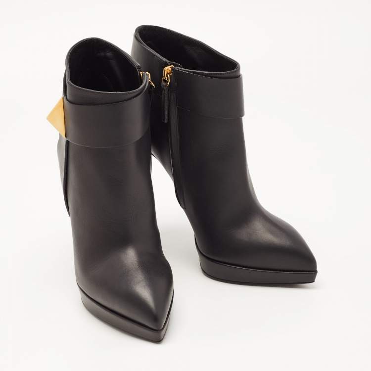 Pre Owned Giuseppe Zanotti Black Leather Emy Stud Ankle Boots Size 41