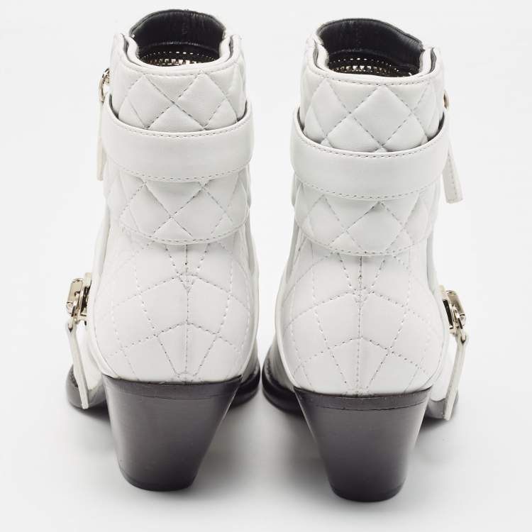 Pre Owned Giuseppe Zanotti White Quilted Leather Ankle Boots Size 37.5