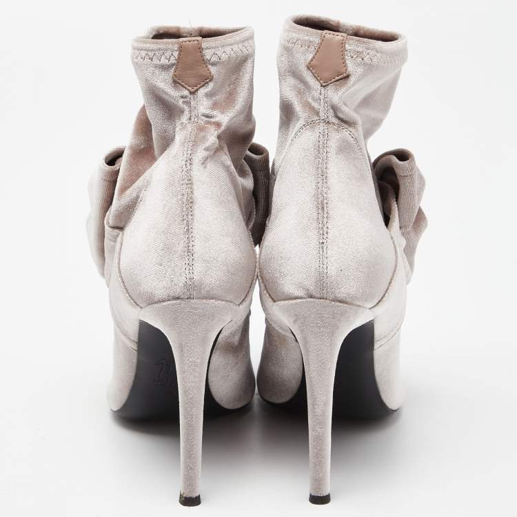 Pre Owned Giuseppe Zanotti Light Pink Velvet Bow Stretch Ankle Booties Size 38