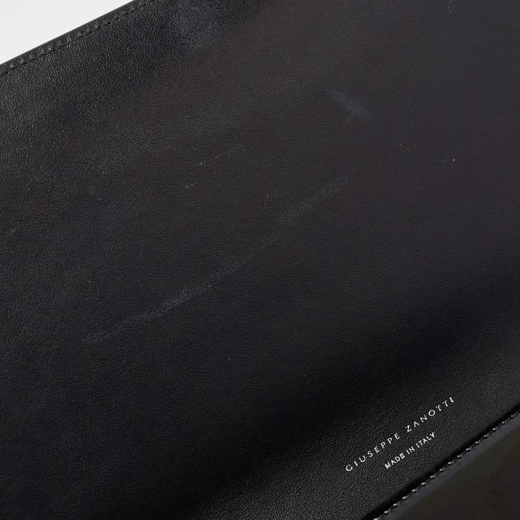 Pre Owned Giuseppe Zanotti Black Patent Leather Wendy Chain Bag