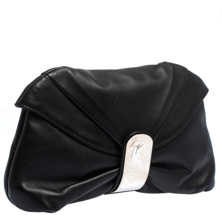 Pre Owned Giuseppe Zanotti Black Pleated Leather Flap Clutch