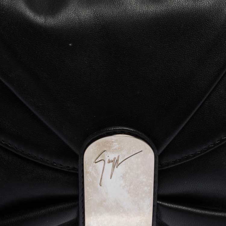 Pre Owned Giuseppe Zanotti Black Pleated Leather Flap Clutch
