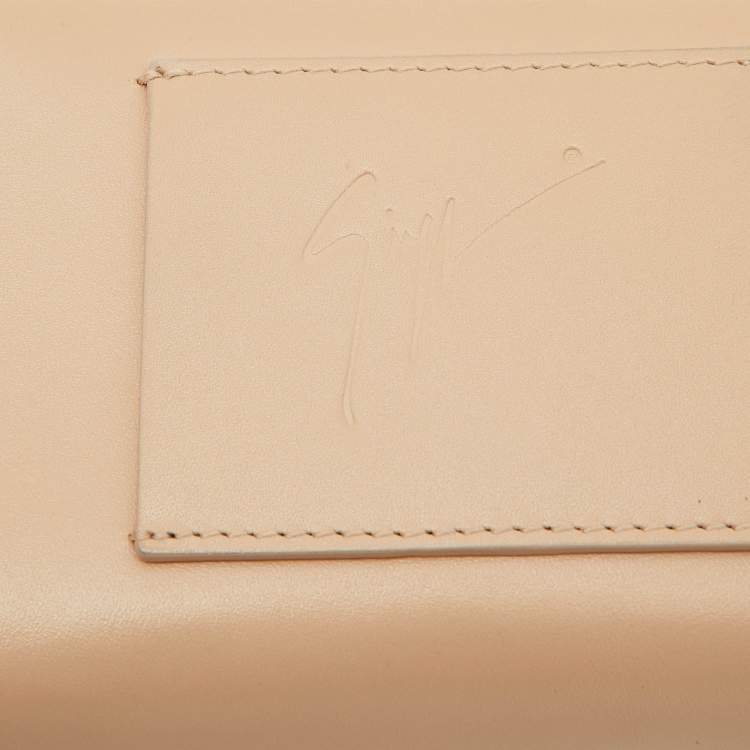 Pre Owned Giuseppe Zanotti Beige Leather Chain Wristlet Clutch
