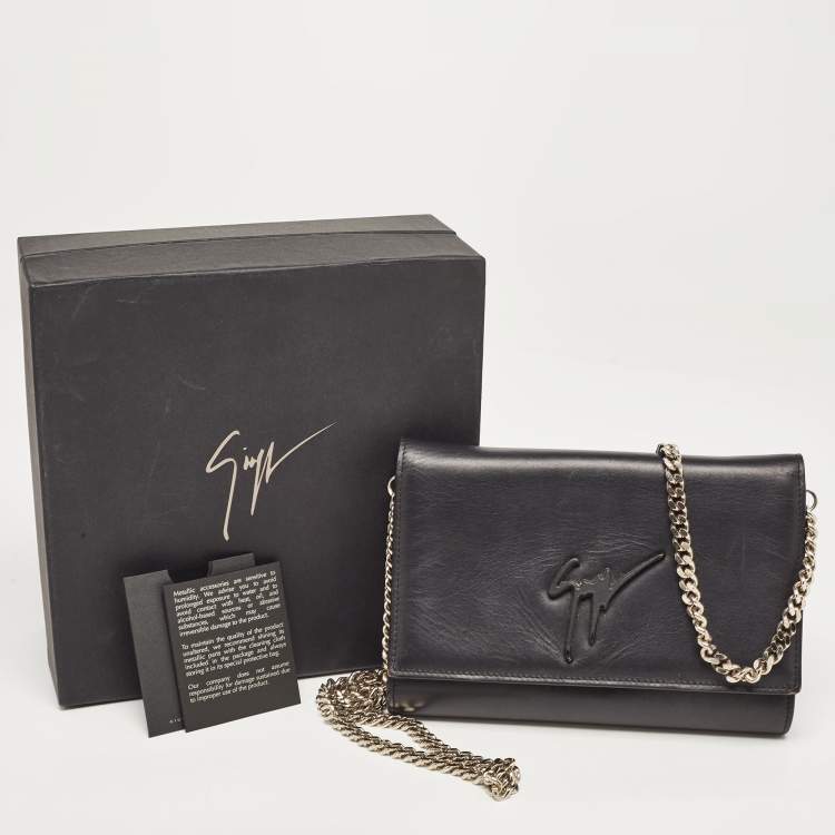 Pre Owned Giuseppe Zanotti Black Leather Logo Crossbody Bag