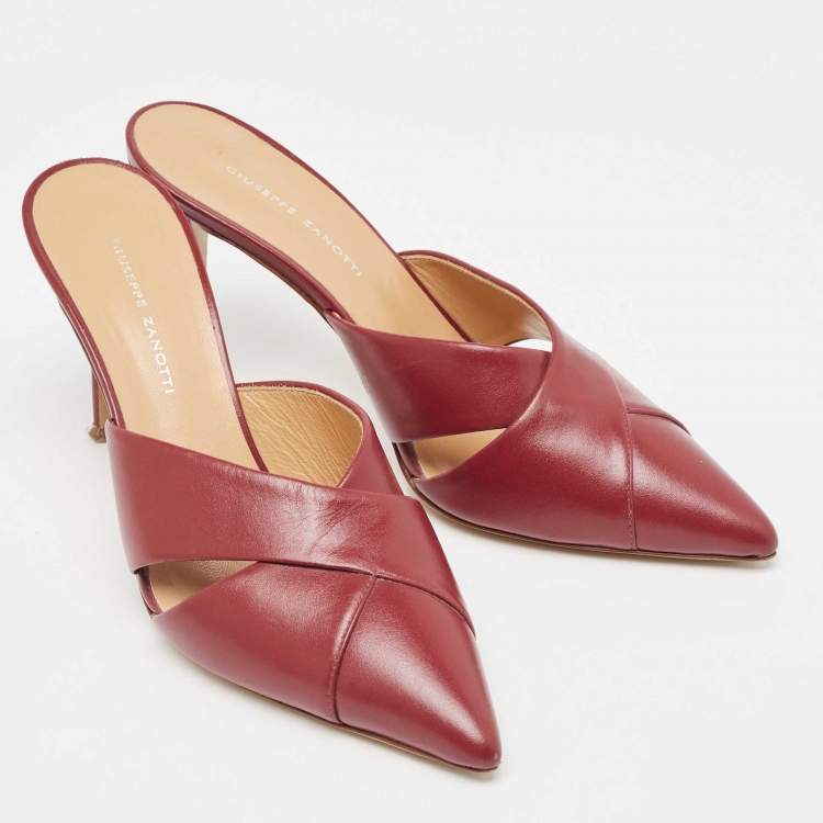 مملوكة مسبقًا Giuseppe Zanotti Burgundy Leather Pointed Toe Mules Size 38
