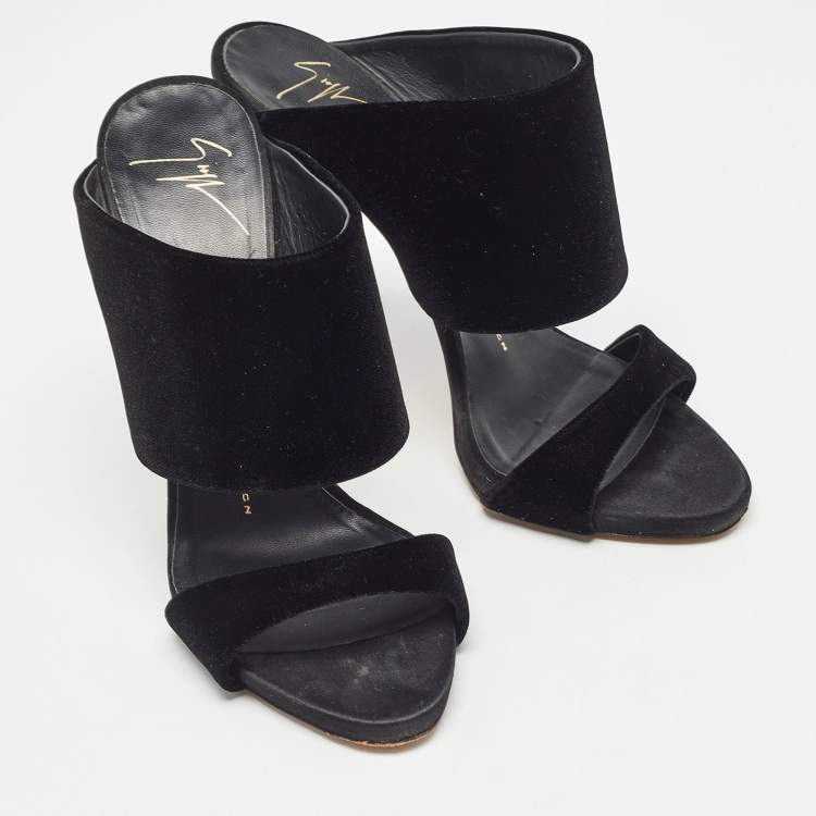 Pre Owned Giuseppe Zanotti Black Velvet Andrea Sandals Size 37.5