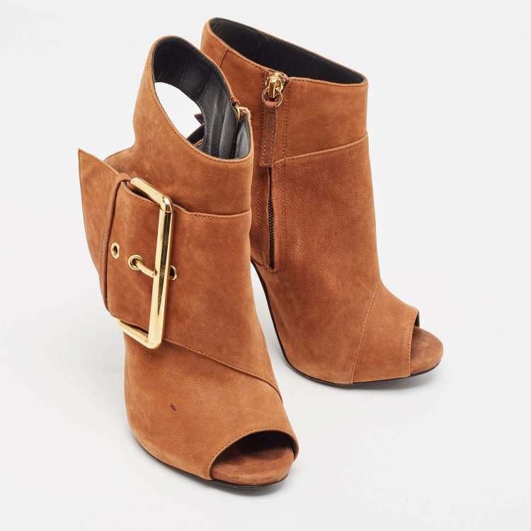 Pre Owned Giuseppe Zanotti Brown Nubuck Leather Buckle Detail Ankle Length Boots Size 37.5