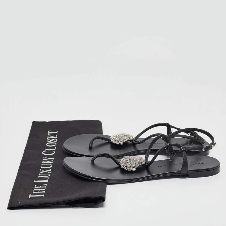 مملوكة مسبقًا Giuseppe Zanotti Black Leather Emmy Lou Flat Sandals Size 38.5