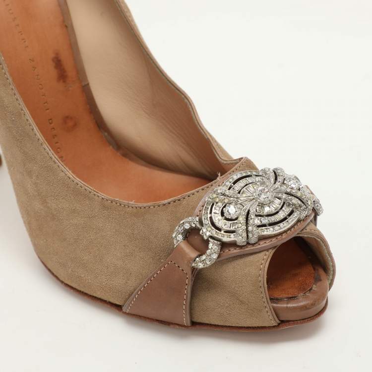 Pre Owned Giuseppe Zanotti Beige Suede/Leather Peep Toe Pumps 40