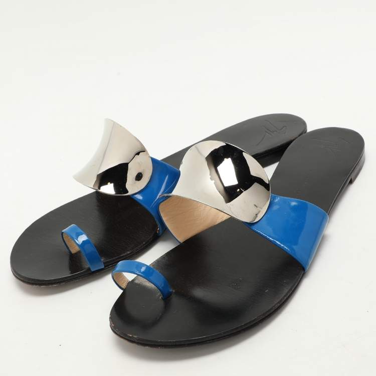 Pre Owned Giuseppe Zanotti Blue Patent Leather Toe Ring Flat Sandals Size 41