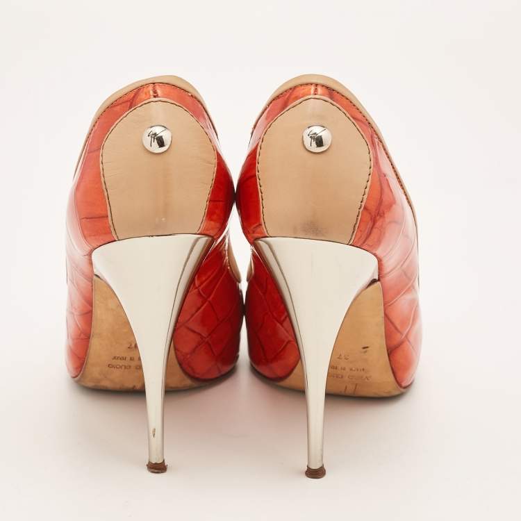 Pre Owned Giuseppe Zanotti Orange Embossed Croc Buckle Detail Peep Toe Pumps Size 37