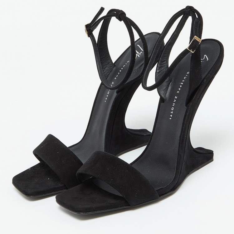 Pre Owned Giuseppe Zanotti Black Suede Heelless Ankle Strap Sandals Size 39.5