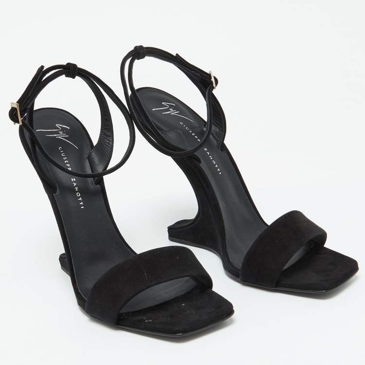 Pre Owned Giuseppe Zanotti Black Suede Heelless Ankle Strap Sandals Size 39.5