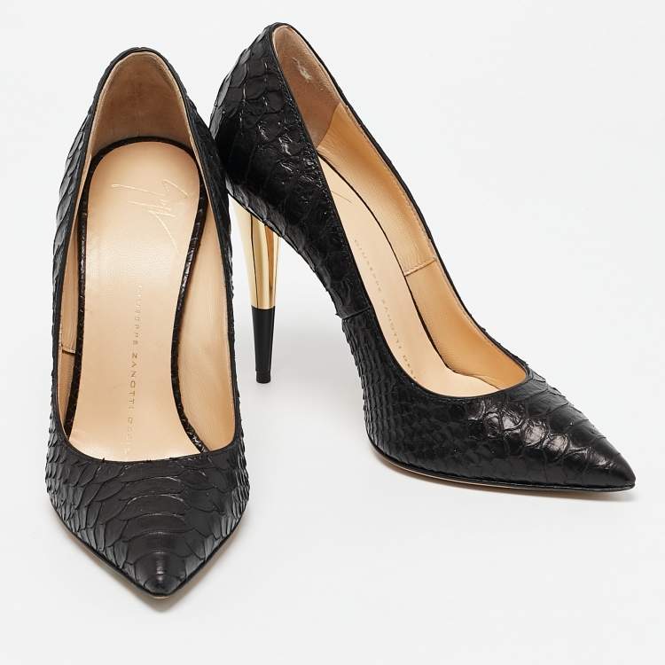 Pre Owned Giuseppe Zanotti Black Python Embossed Leather Pumps Size 35