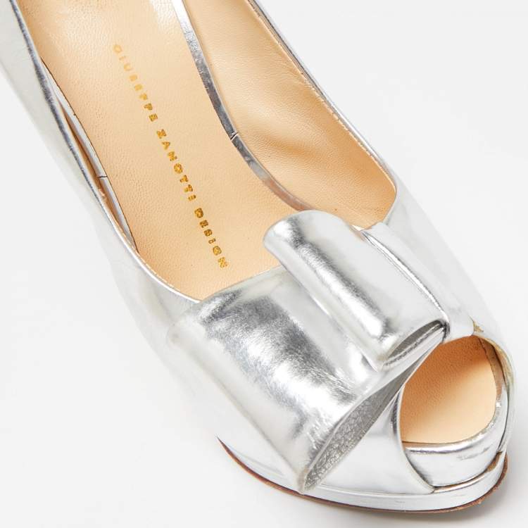 Pre Owned Giuseppe Zanotti Silver Leather Bow Peep Toe Platform Pumps Size 37.5