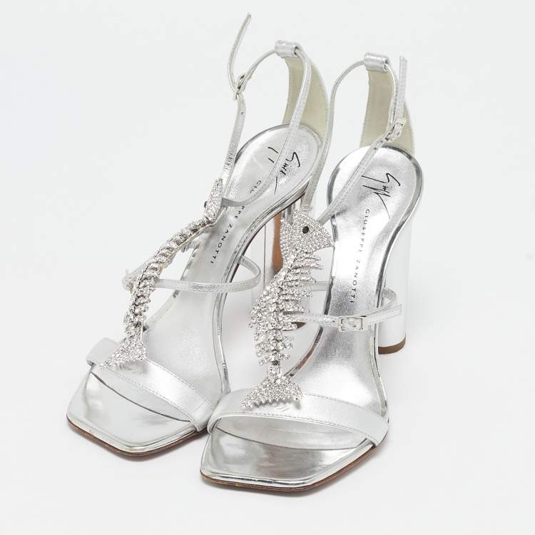 Pre Owned Giuseppe Zanotti Silver Leather Fishbone Embellished Ankle Strap Sandals Size 37