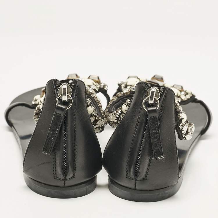 Pre Owned Giuseppe Zanotti Black Leather Crystal Embellished Flat Sandals Size 40