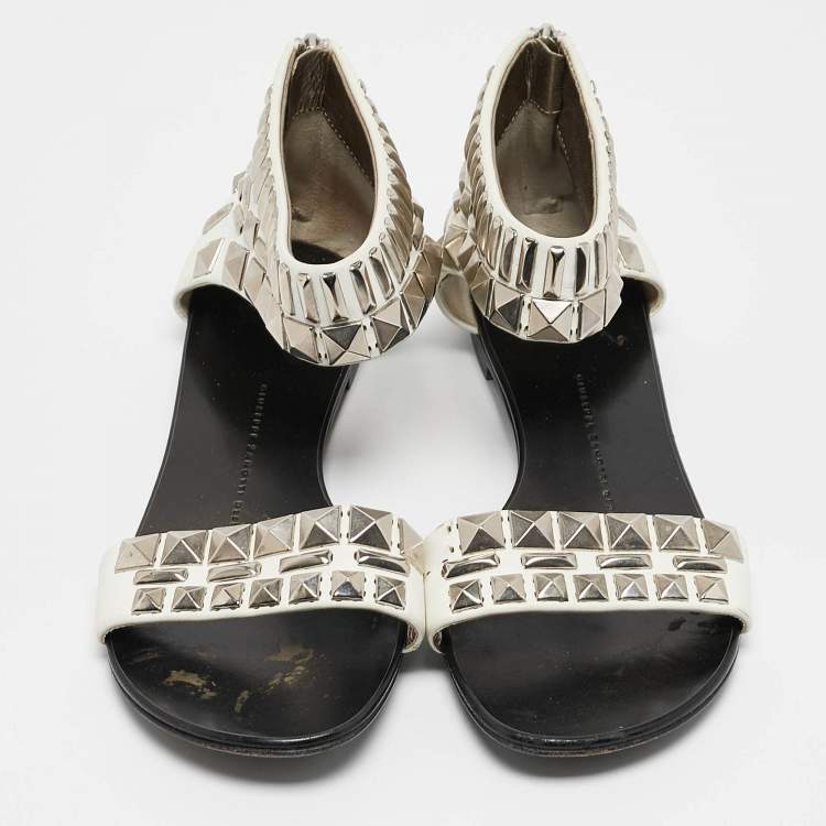 Pre Owned Giuseppe Zanotti White Leather Studded Ankle Cuff Zipper Flats Size 37.5