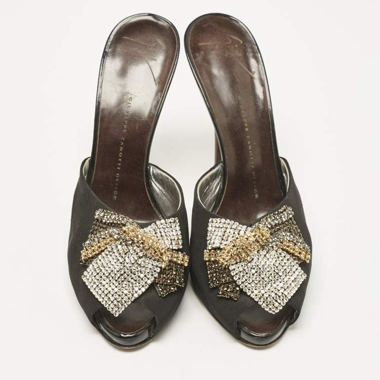 Pre Owned Giuseppe Zanotti Black Satin Crystal Embellished Mules Size 38.5