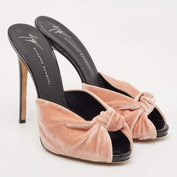 Pre Owned Giuseppe Zanotti Pink/Patent Velvet Slide Sandals Size 39.5
