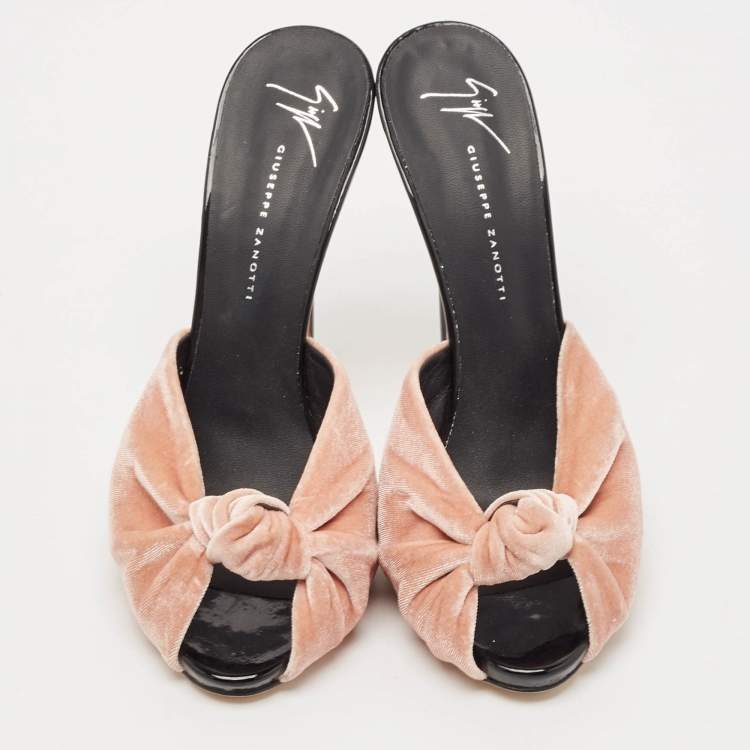 Pre Owned Giuseppe Zanotti Pink/Patent Velvet Slide Sandals Size 39.5