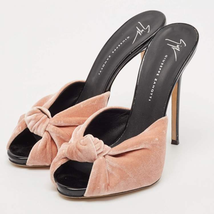 Pre Owned Giuseppe Zanotti Pink/Patent Velvet Slide Sandals Size 39.5