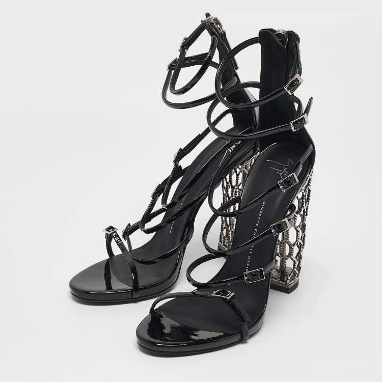 Pre Owned Giuseppe Zanotti Black Patent Leather lien 115PL Siutta Sandals Size 41