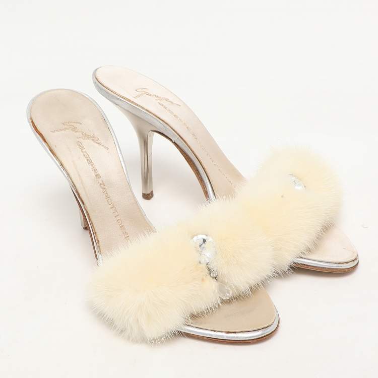 Pre Owned Giuseppe Zanotti Cream Faux Fur Crystal Embellished Sandals Size 36.5
