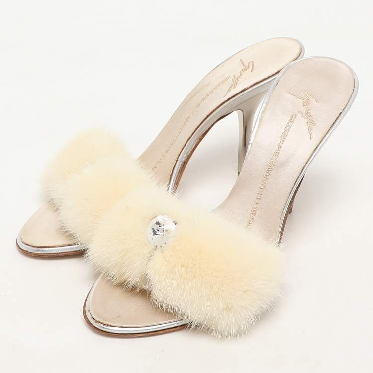 Pre Owned Giuseppe Zanotti Cream Faux Fur Crystal Embellished Sandals Size 36.5
