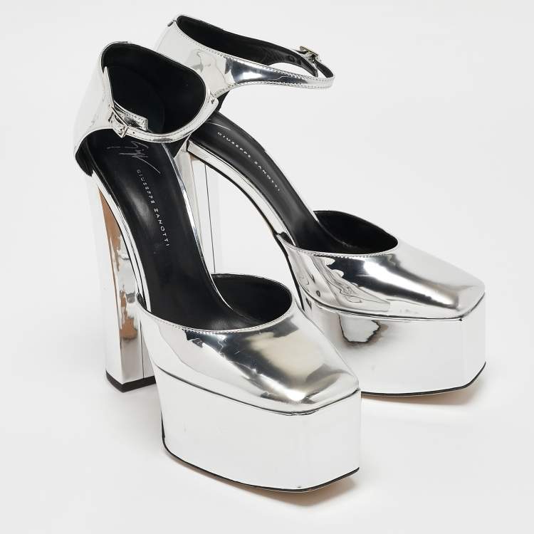 Pre Owned Giuseppe Zanotti Silver Patent Leather Mary Jane Pumps Size 40