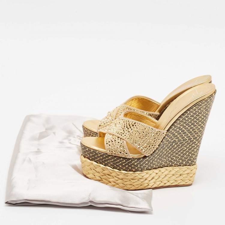 Pre Owned Giuseppe Zanotti Gold Suede Crystal Embellished Platform Wedge Sandals Size 40