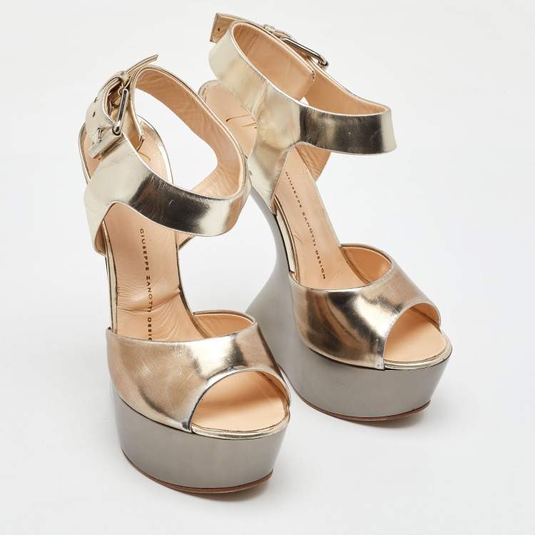 Pre Owned Giuseppe Zanotti Gold Leather Heelless Platform Ankle Strap Sandals Size 38