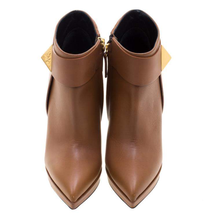 Pre Owned Giuseppe Zanotti Brown Leather Pyramid Stud Platform Ankle Boots Size 38.5