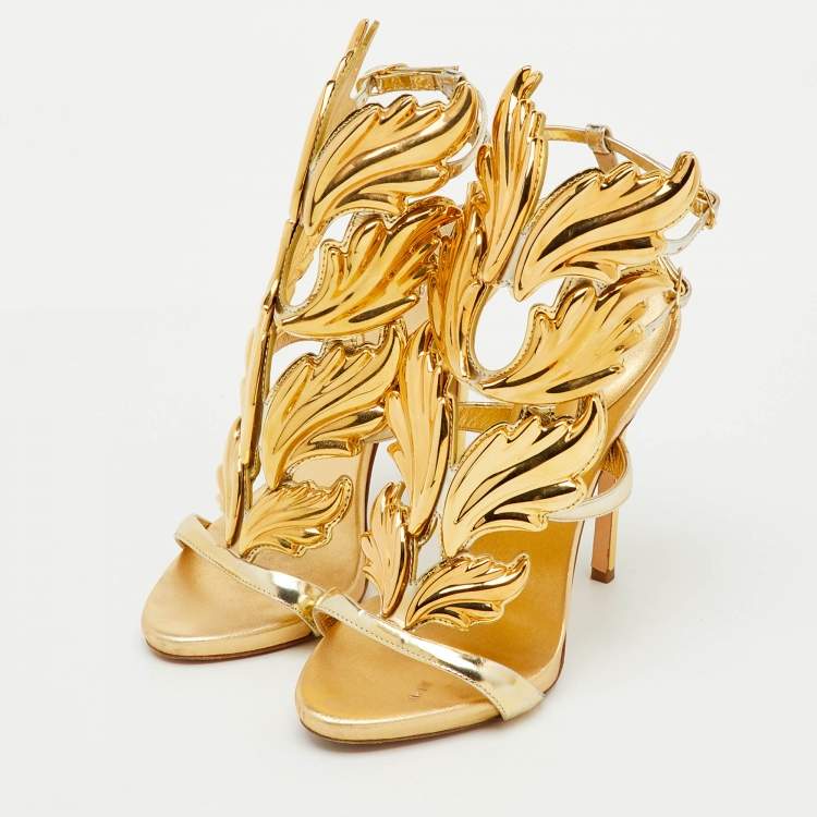 Pre Owned Giuseppe Zanotti Gold Metalic Leather Cruel Ankle Strap Sandals Size 35