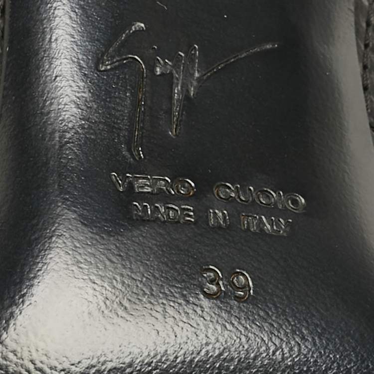 Pre Owned Giuseppe Zanotti Black Leather Olinda Pumps Size 39