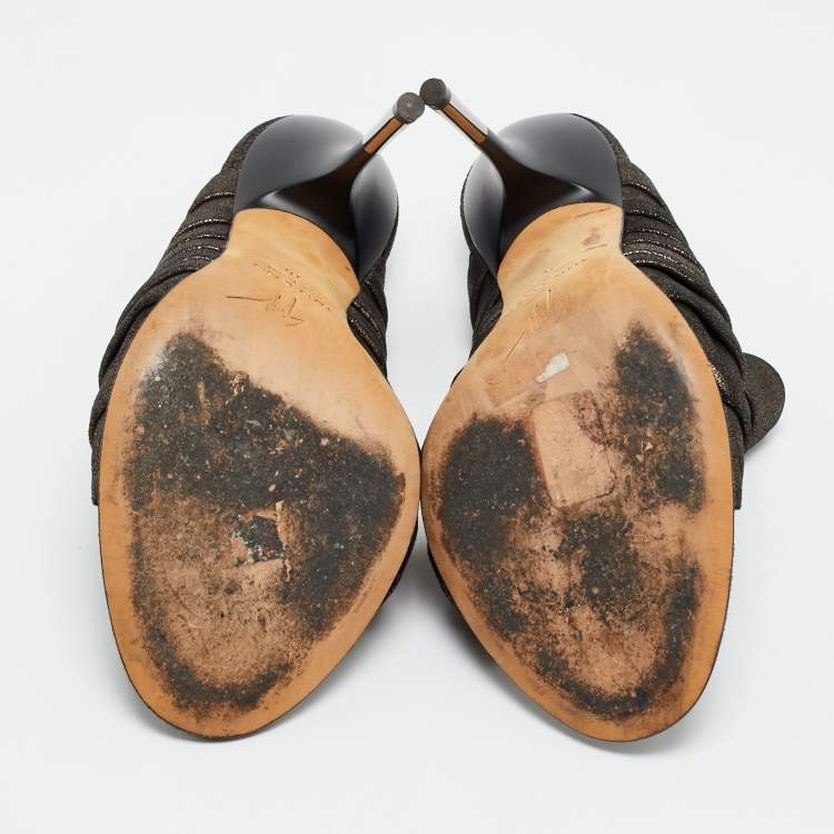 Pre Owned Giuseppe Zanotti Metallic Texture Suede Open Toe Mules Size 36