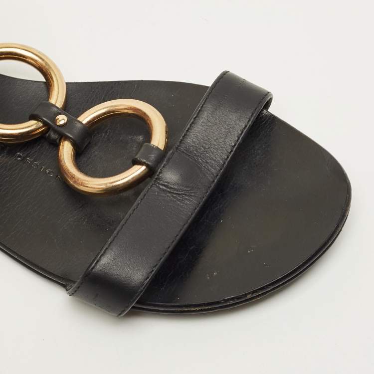 مملوكة مسبقًا Giuseppe Zanotti Size 36 Black Leather and Metal T Strap Flat Sandals