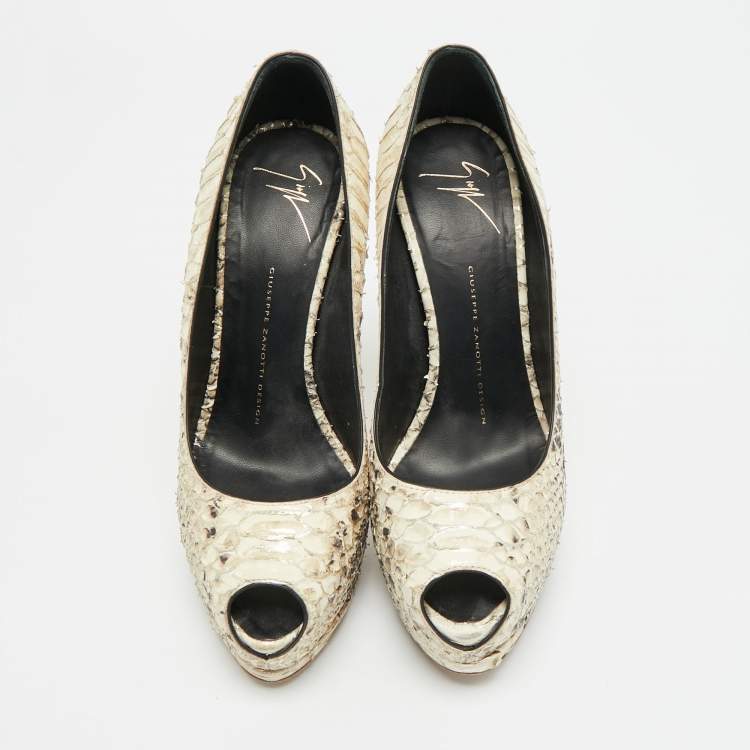 Pre Owned Giuseppe Zanotti Sharon Size 38.5 Cream Python Embossed Leather Peep Toe Pumps