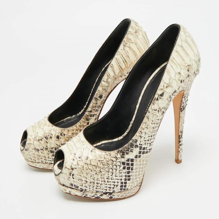 Pre Owned Giuseppe Zanotti Sharon Size 38.5 Cream Python Embossed Leather Peep Toe Pumps