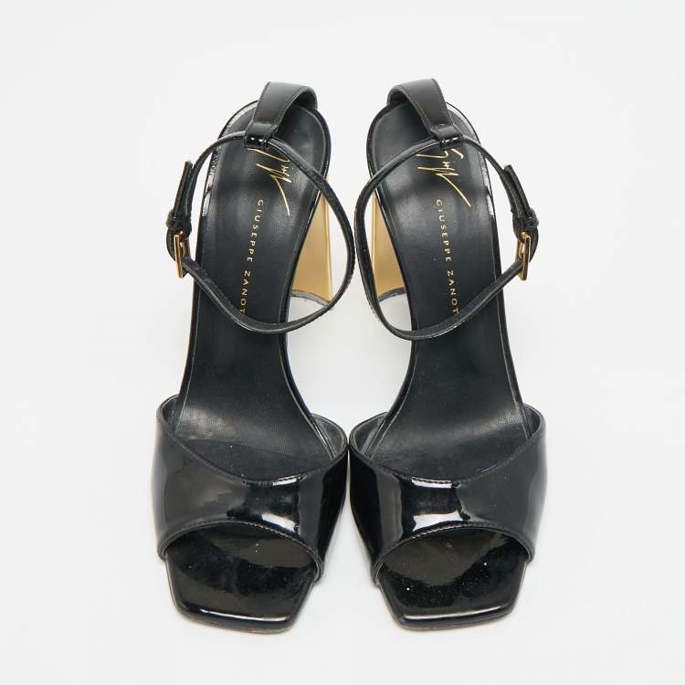 Pre Owned Giuseppe Zanotti Size 36 Black/Gold Patent Leather Ankle Strap Sandals