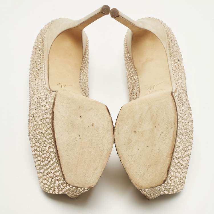 Pre Owned حذاء كعب عالي جوسيبي زانوتي نعل سميك مقدمة مفتوحة يزا زخرفة كريستال سويدي بيج مقاس 37.5