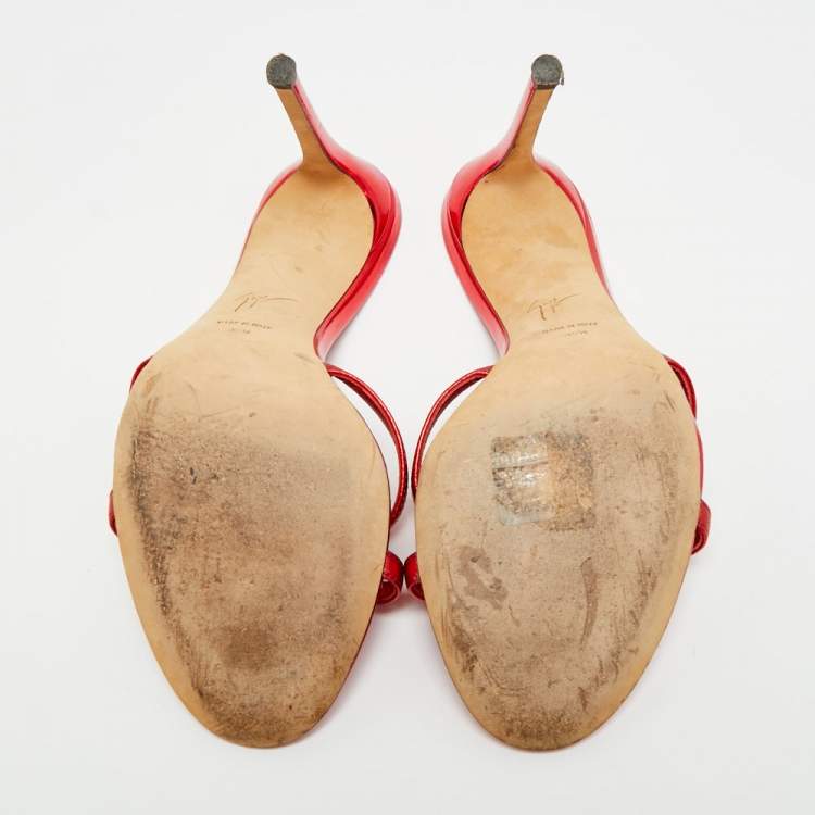 Pre Owned Giuseppe Zanotti Size 38.5 Red Leather Crystals Heart Embellished Slide Sandals                    